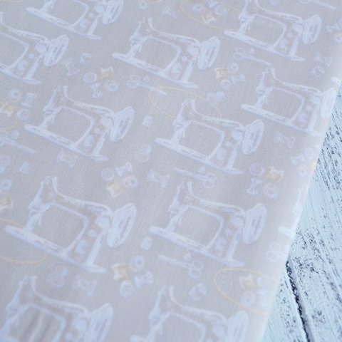 Ткань Швейные машинки на бежевом P.Brown tp-0257 